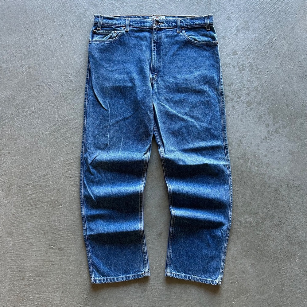 Vintage 90s Levis 540 Jeans Size 38x30 Blue Medium Wash Denim Relaxed Fit USA